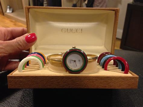 Gucci watch with changeable face